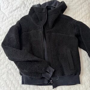 lululemon athletica Black Fleece Puffer Jacket